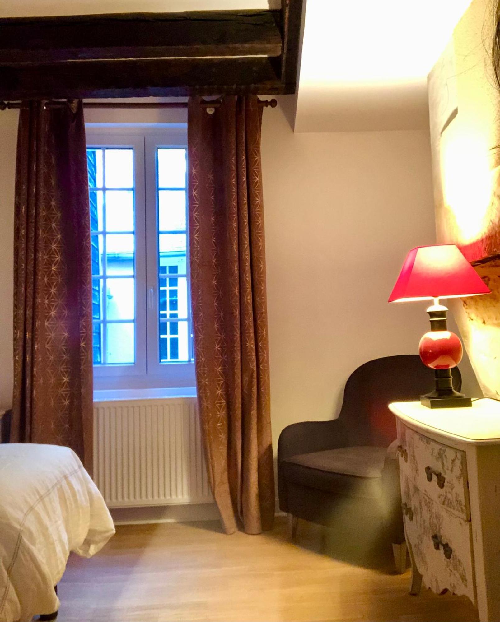 L'Amantine Chambres D'Hotes Et Gite 博格斯 外观 照片